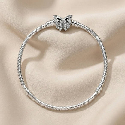 Pre-loved Pandora Narukvica Moments – Zmijski Vez s Kopčom Leptir – Srebro 925