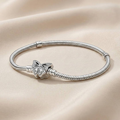 Pre-loved Pandora Narukvica Moments – Zmijski Vez s Kopčom Leptir – Srebro 925