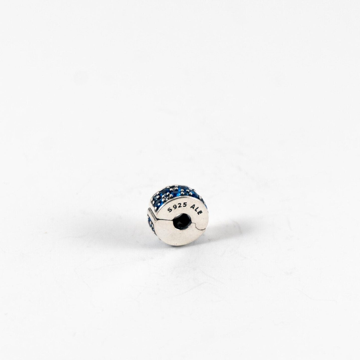 Pre-loved Clip Privjesak Plavi Pavé, Srebro 925