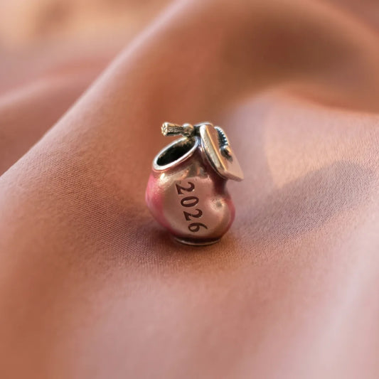 Pre-loved Pandora Viseći Privjesak Srce Matura 2026 Rozo – Srebro 925