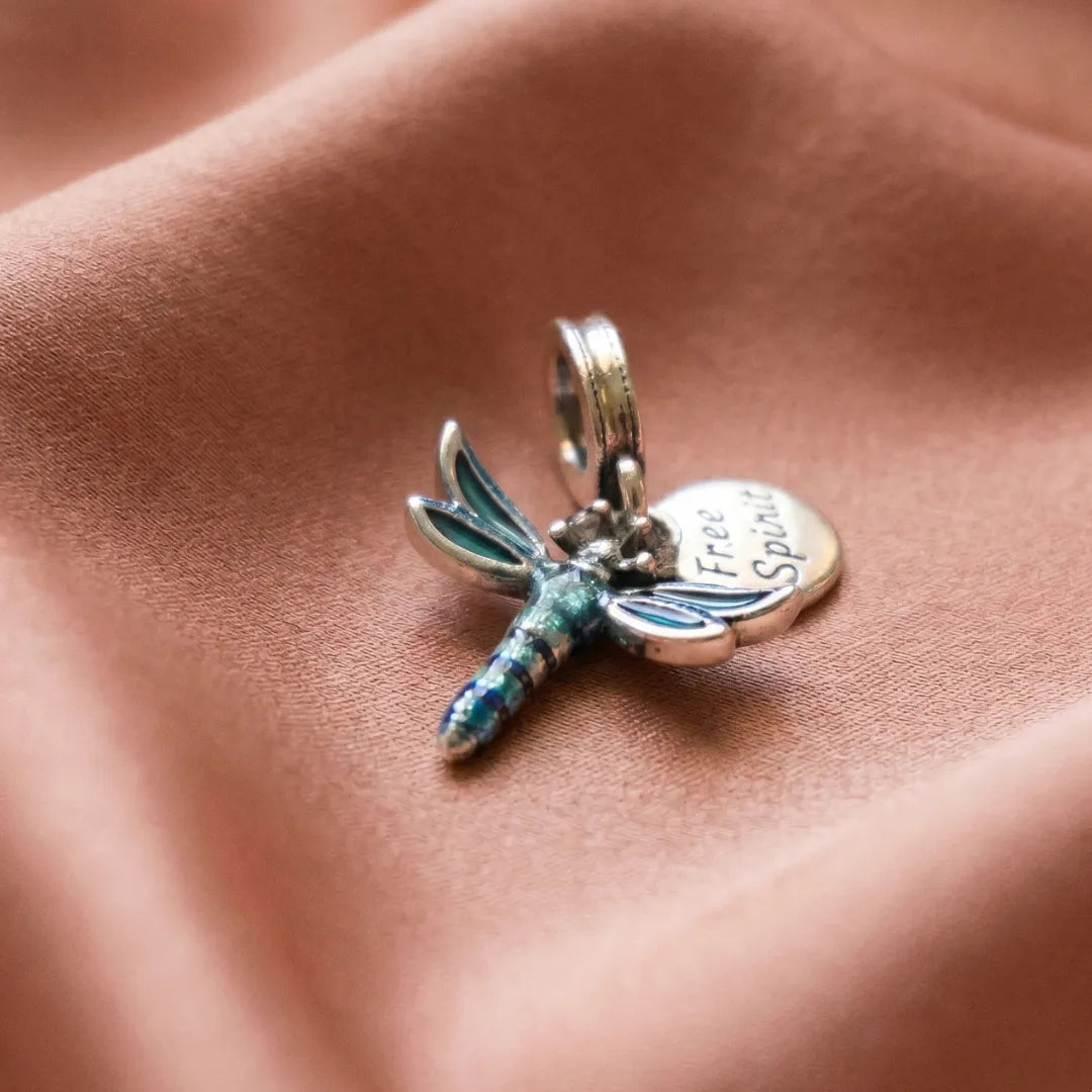 Pre-loved Pandora Viseći Privjesak Plavi Vilin Konjic – Srebro 925