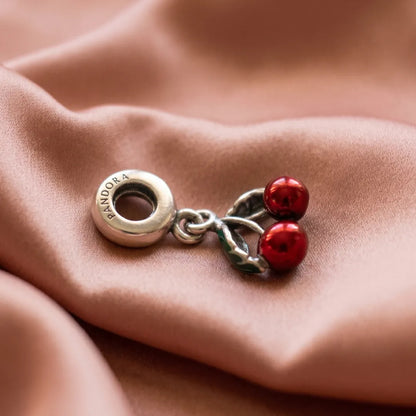 Pre-loved Pandora Viseći Privjesak Asimetrične Trešnje – Srebro 925