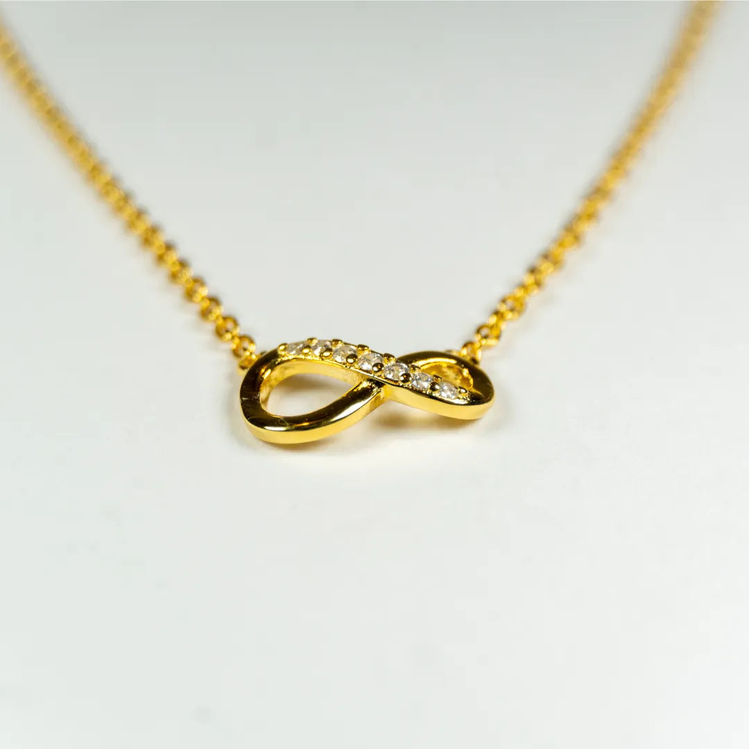 Pandora Ogrlica Sparkling Infinity – Simbol Beskonačnosti – 14k Pozlata