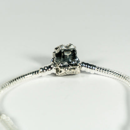 Pre-loved Pandora Narukvica Moments – Zmijski Vez s Kopčom Leptir – Srebro 925