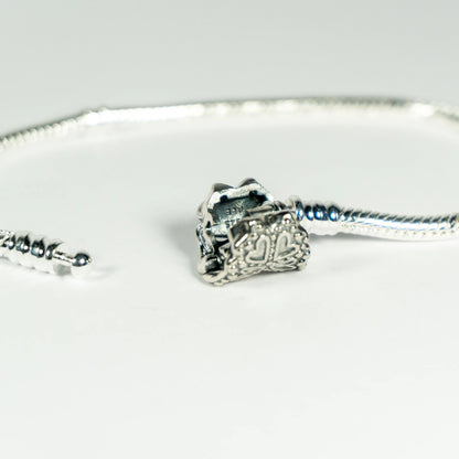 Pre-loved Pandora Narukvica Moments – Zmijski Vez s Kopčom Leptir – Srebro 925