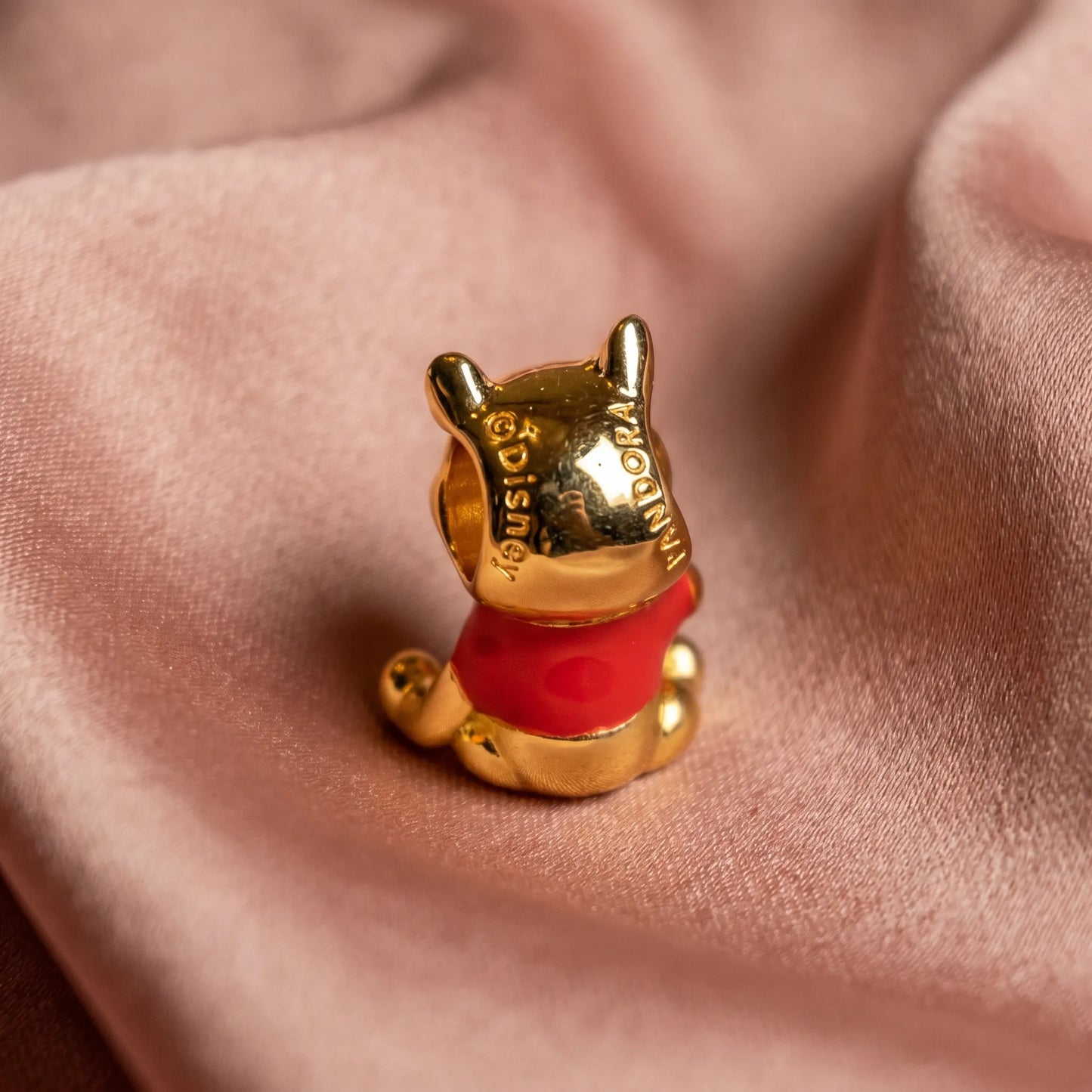 Pandora Disney Privjesak Winnie the Pooh – Medvjedić – 14k Pozlata