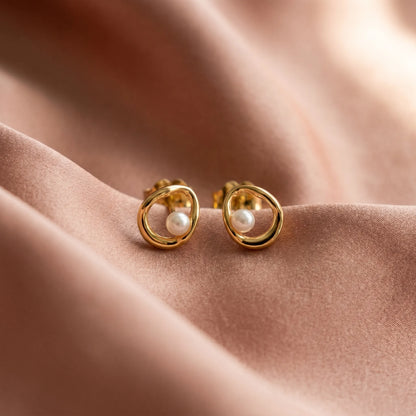 Pandora Essence Naušnice sa Biserom – 14k Pozlata